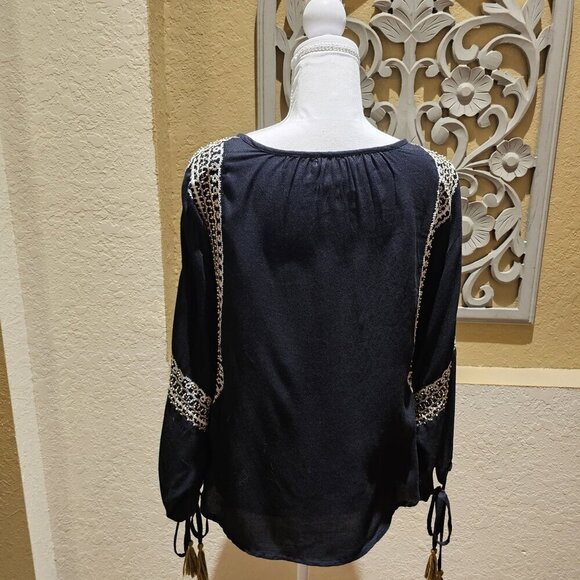 Sweet Magnolia Embroidered Boho S Black Tunic W & Tassel  S - Picture 2 of 9